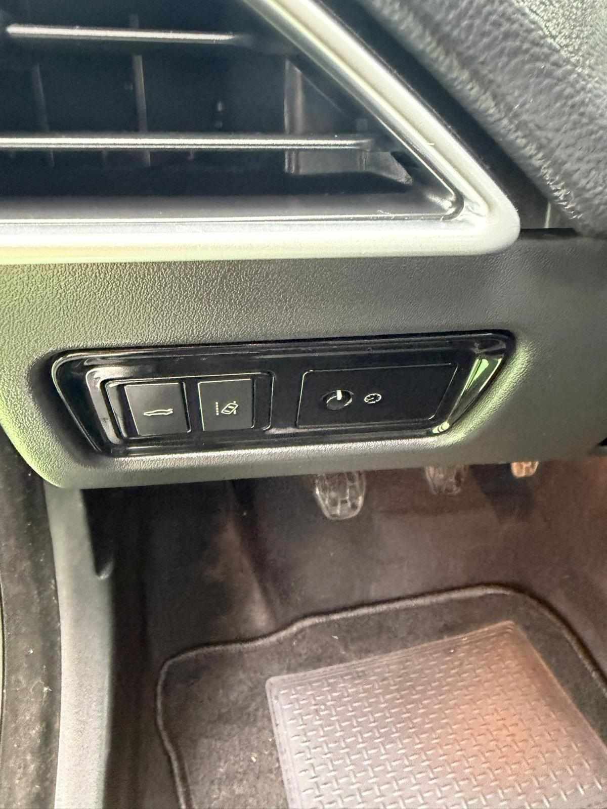 jaguar-xe-2018-diesel-1999cc