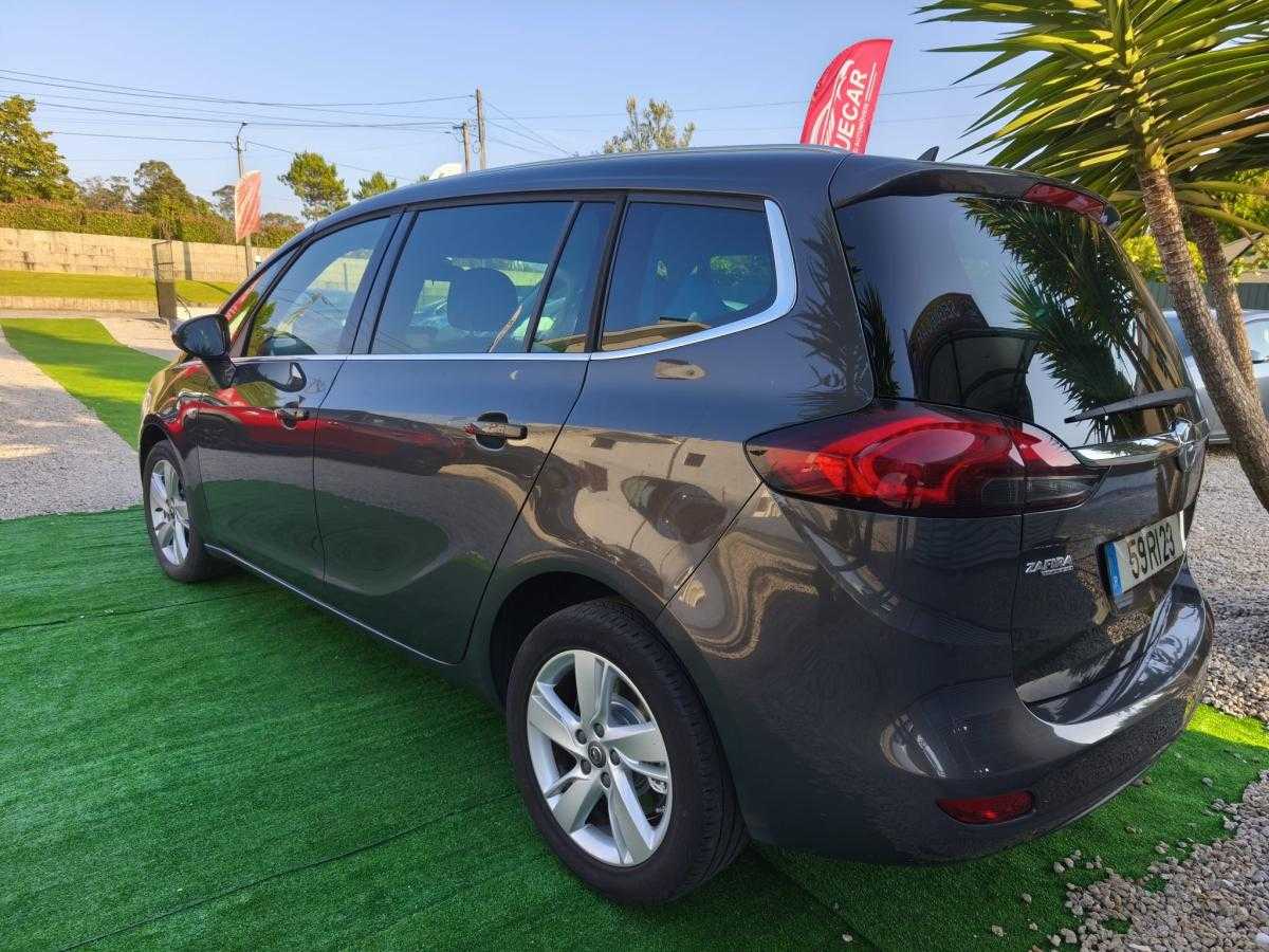 opel-zafira-2016-gpl-1364cc