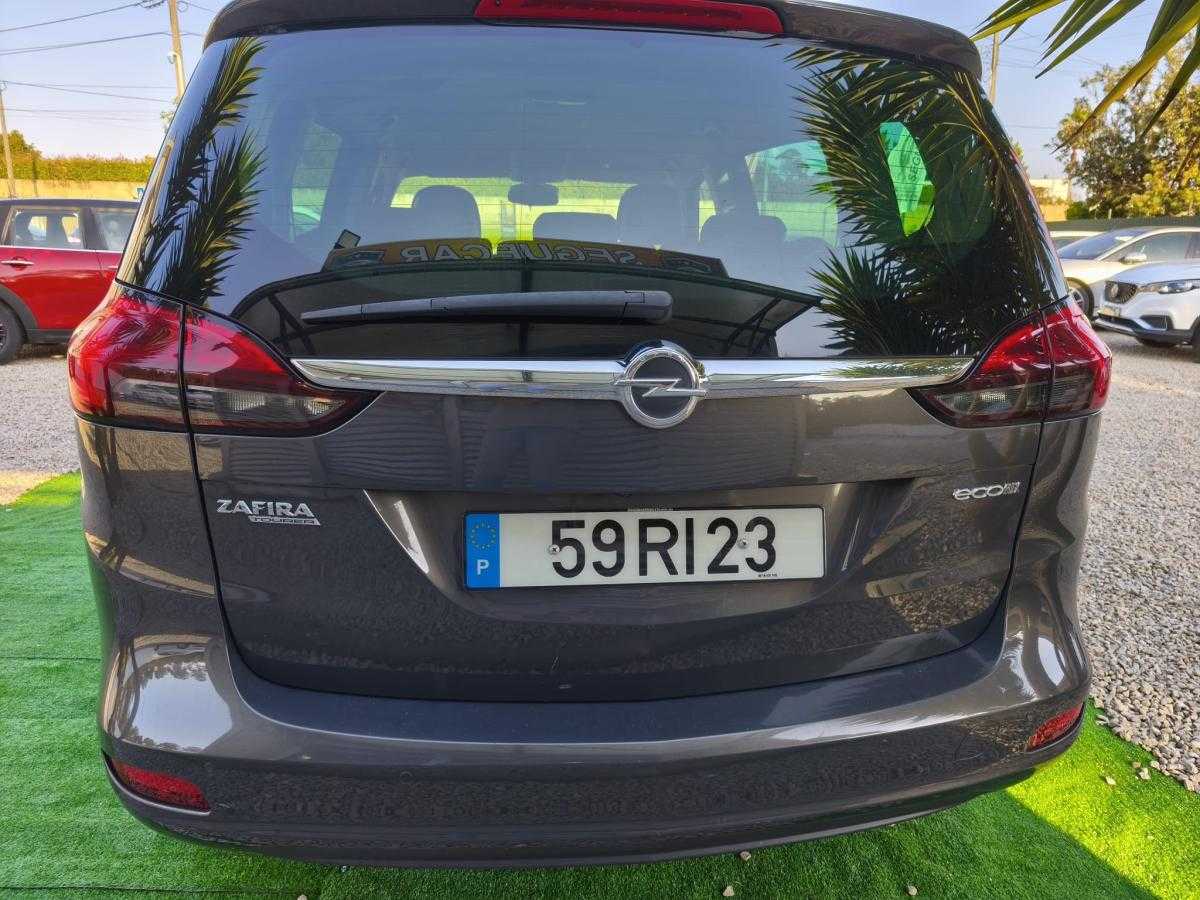opel-zafira-2016-gpl-1364cc
