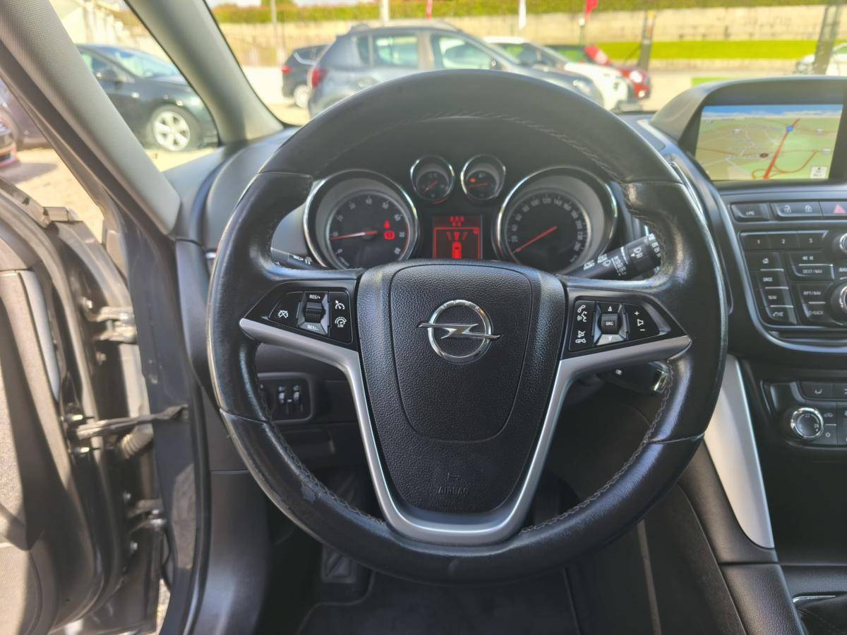 opel-zafira-2016-gpl-1364cc