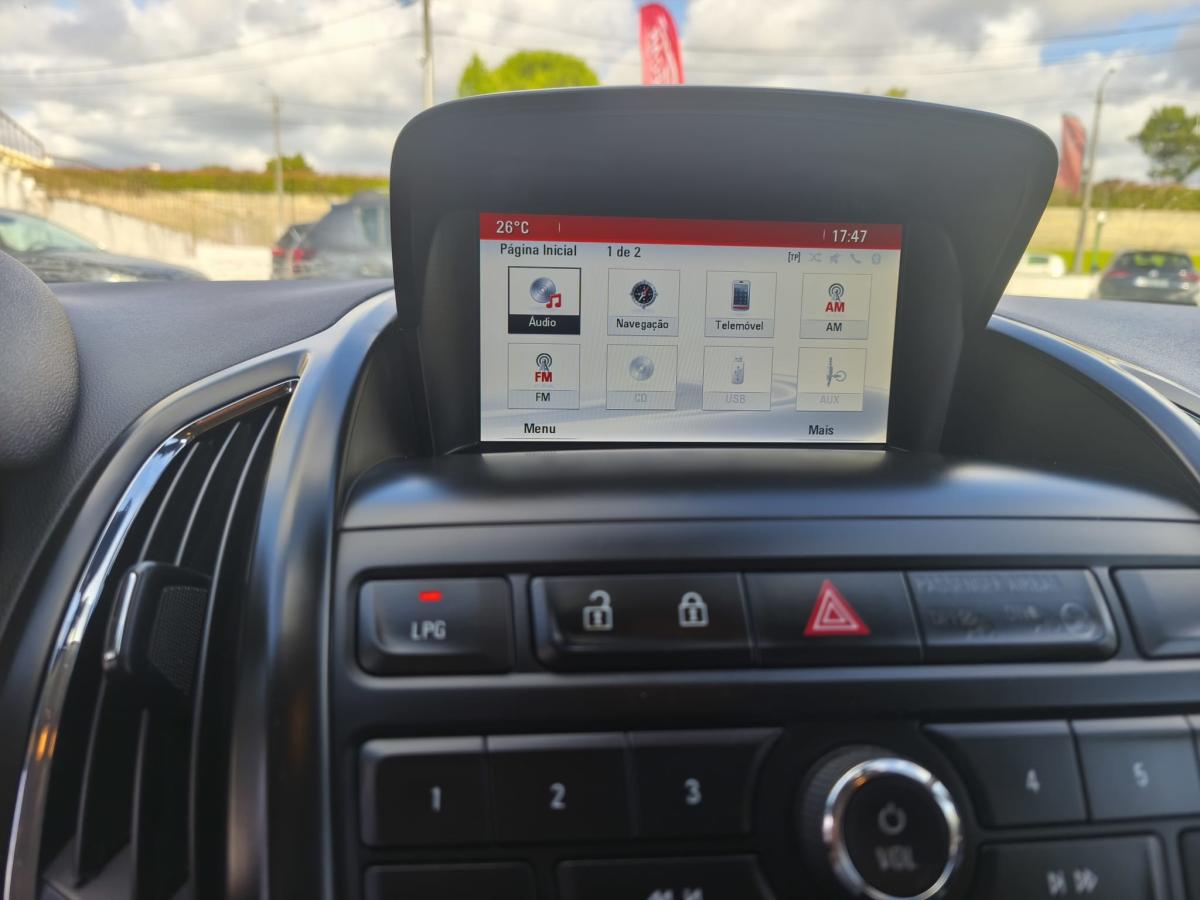 opel-zafira-2016-gpl-1364cc