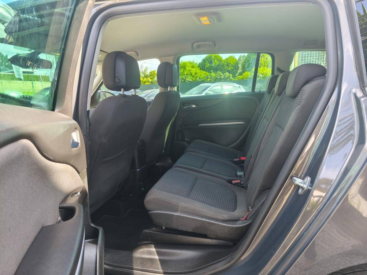 opel-zafira-2016-gpl-1364cc
