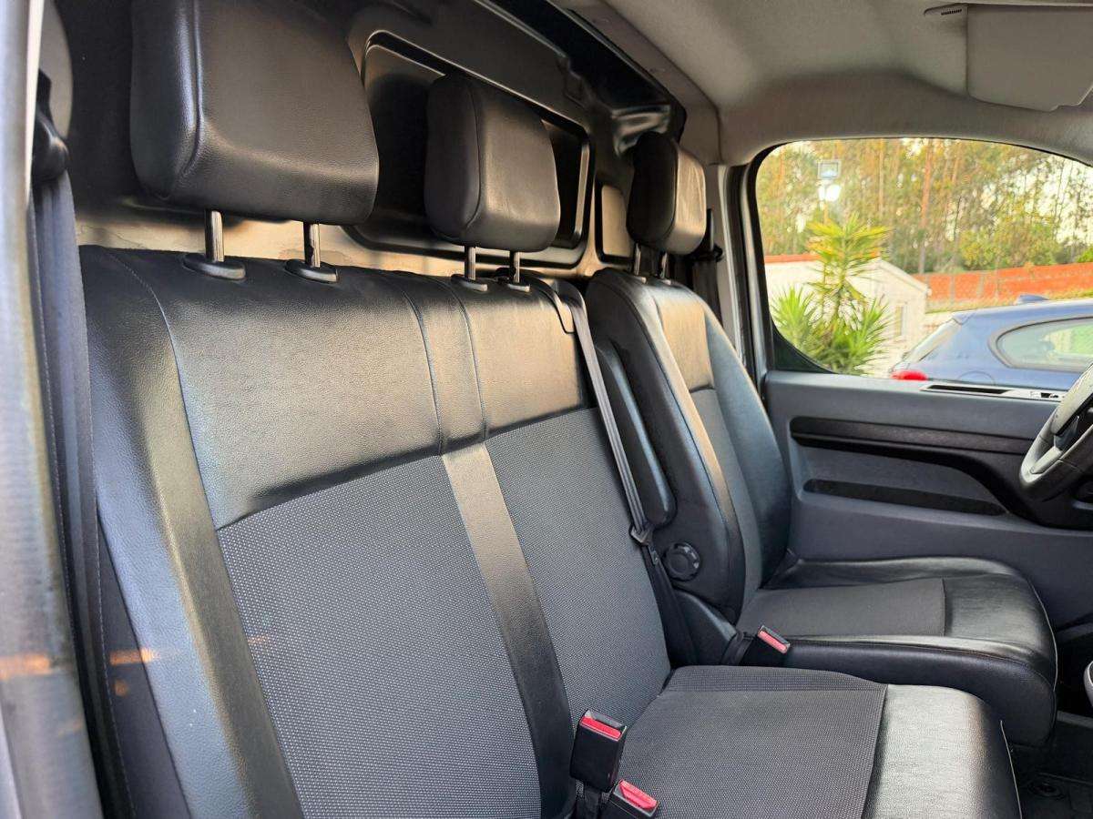 citroen-jumpy-2021-diesel-1499cc