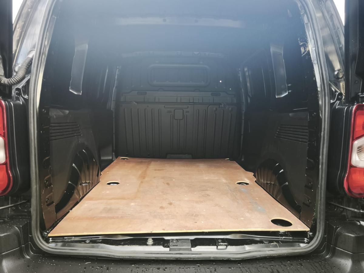 citroen-berlingo-2021-diesel-1499cc