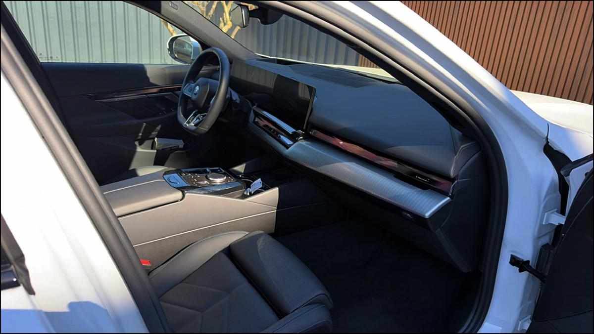 bmw-serie-i-i5-edrive40-2025-eletrico