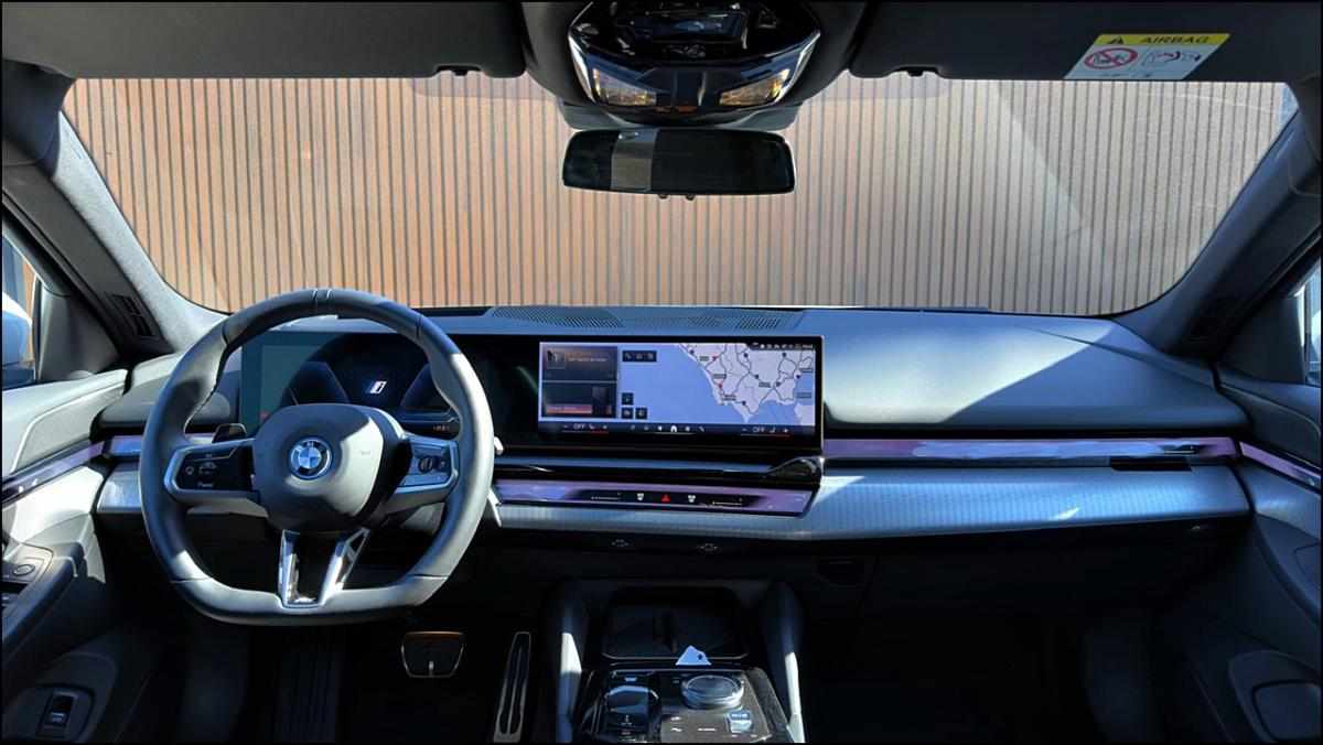 bmw-serie-i-i5-edrive40-2025-eletrico