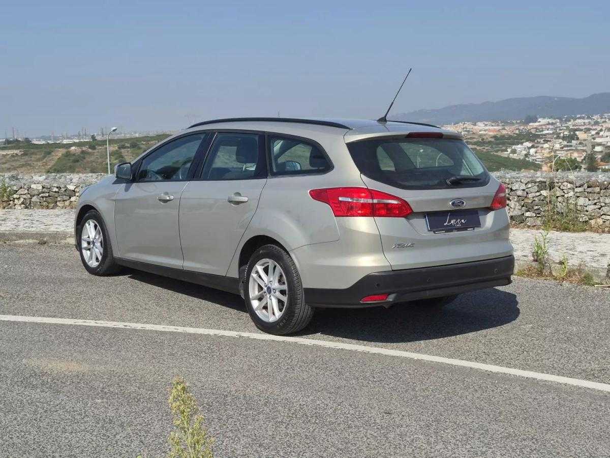 ford-focus-sw-2016-diesel-1499cc