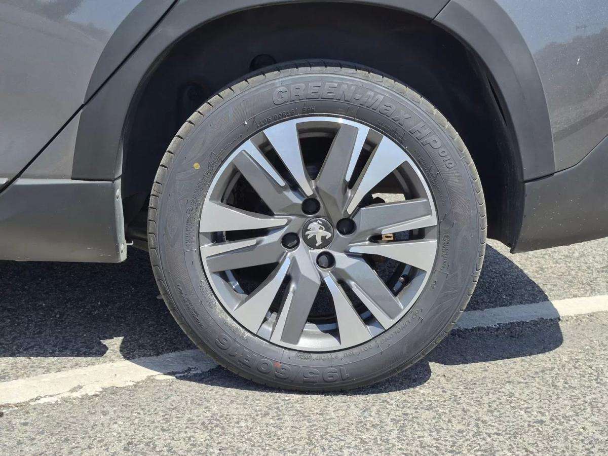 peugeot-2008-2017-gasolina-1199cc