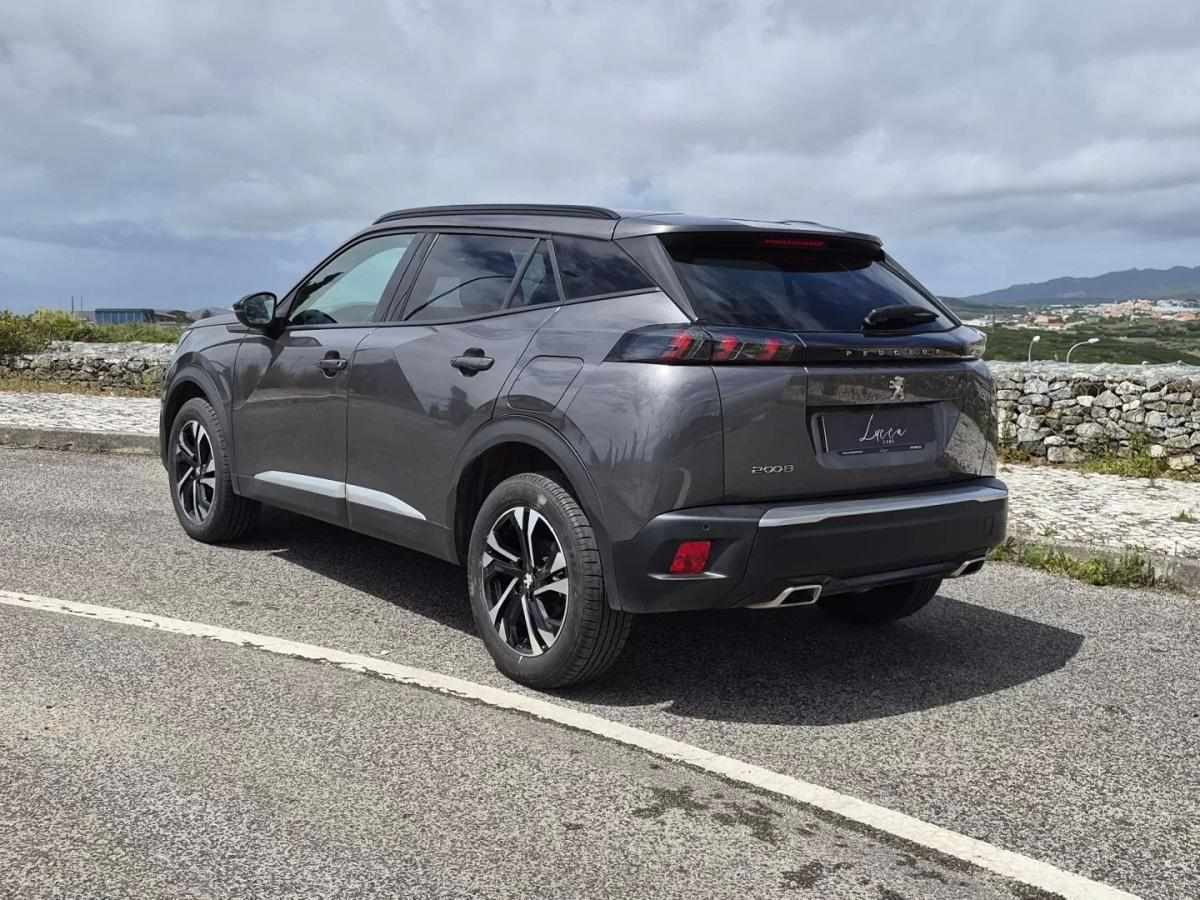 peugeot-2008-2023-gasolina-1199cc