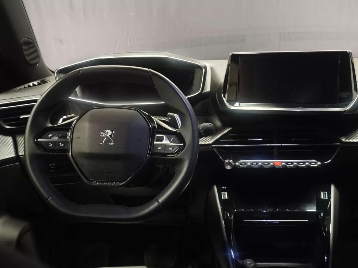 peugeot-2008-2023-gasolina-1199cc