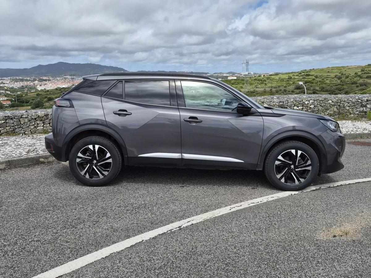 peugeot-2008-2023-gasolina-1199cc