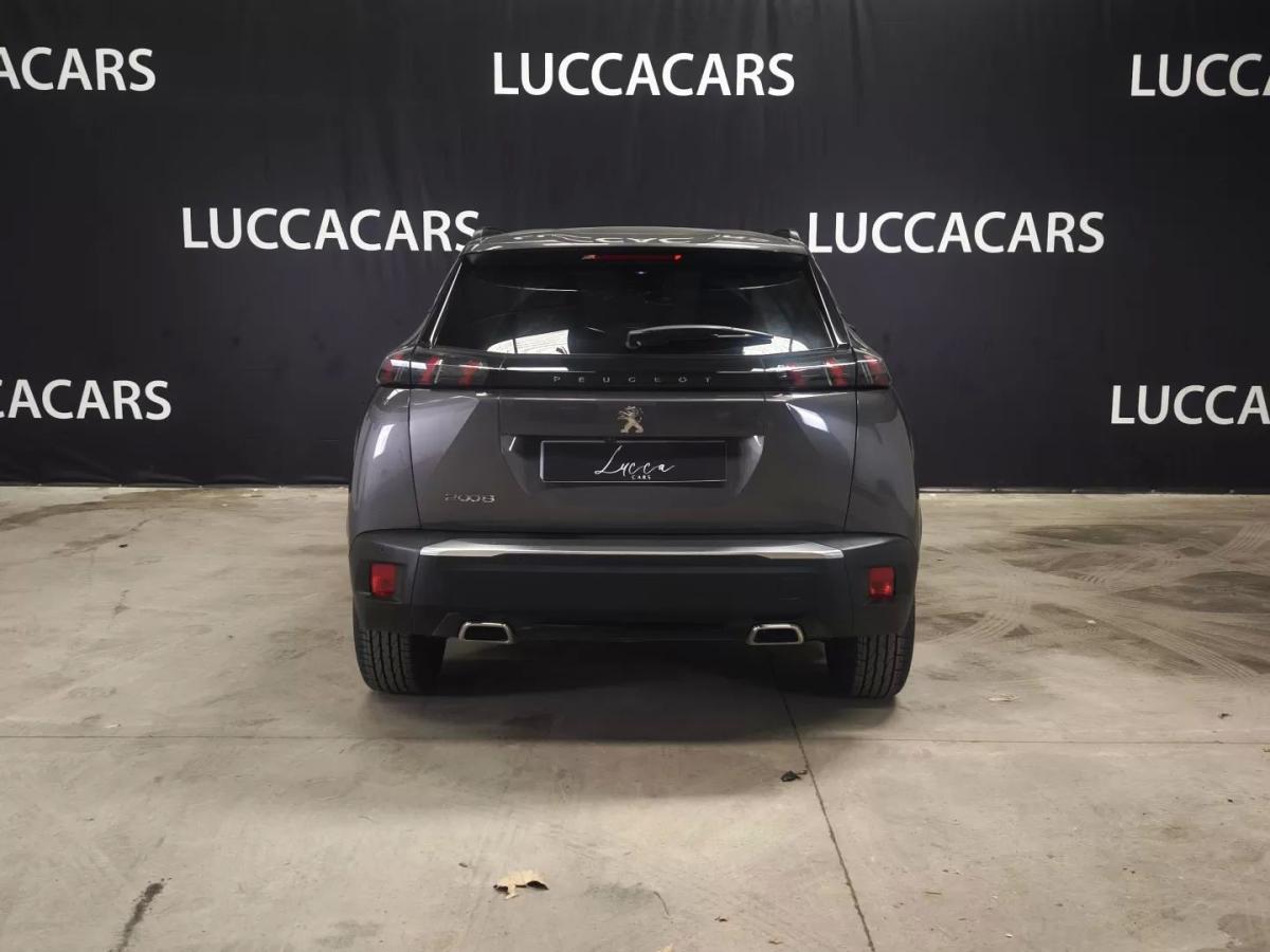 peugeot-2008-2023-gasolina-1199cc