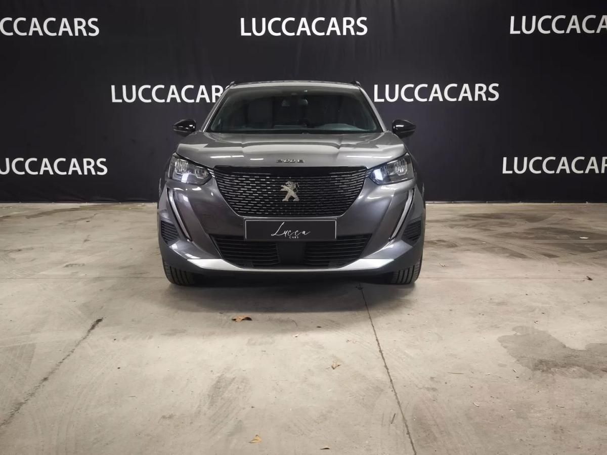 peugeot-2008-2023-gasolina-1199cc