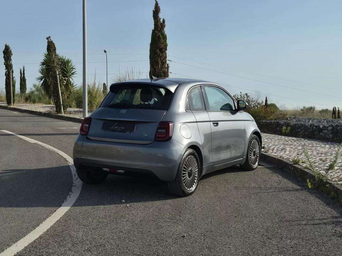 fiat-500e-2021-eletrico-200cc