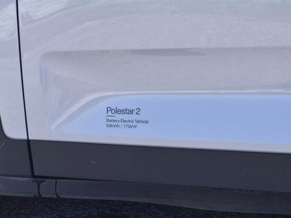polestar-2-2023-eletrico-0cc