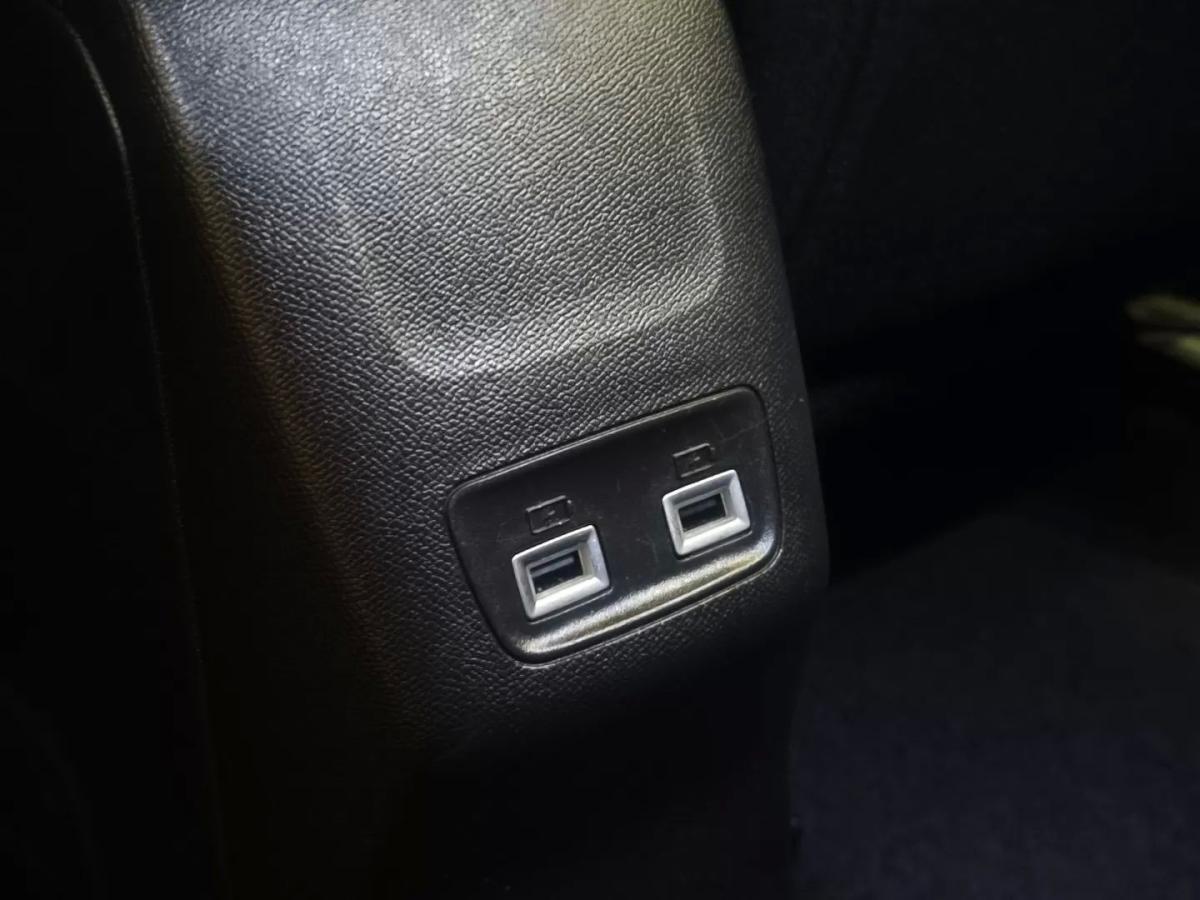 peugeot-e-2008-2021-eletrico-0cc