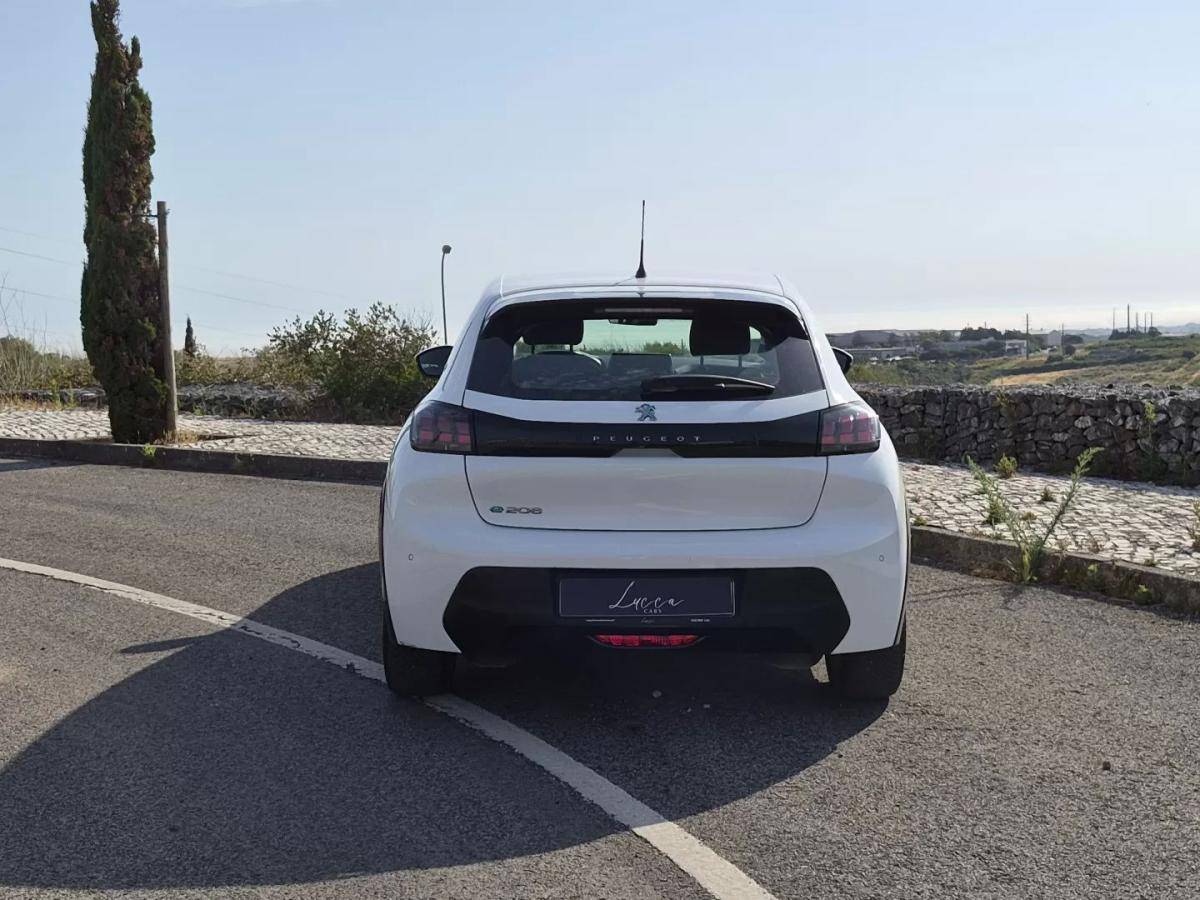 peugeot-e-208-2021-eletrico-200cc