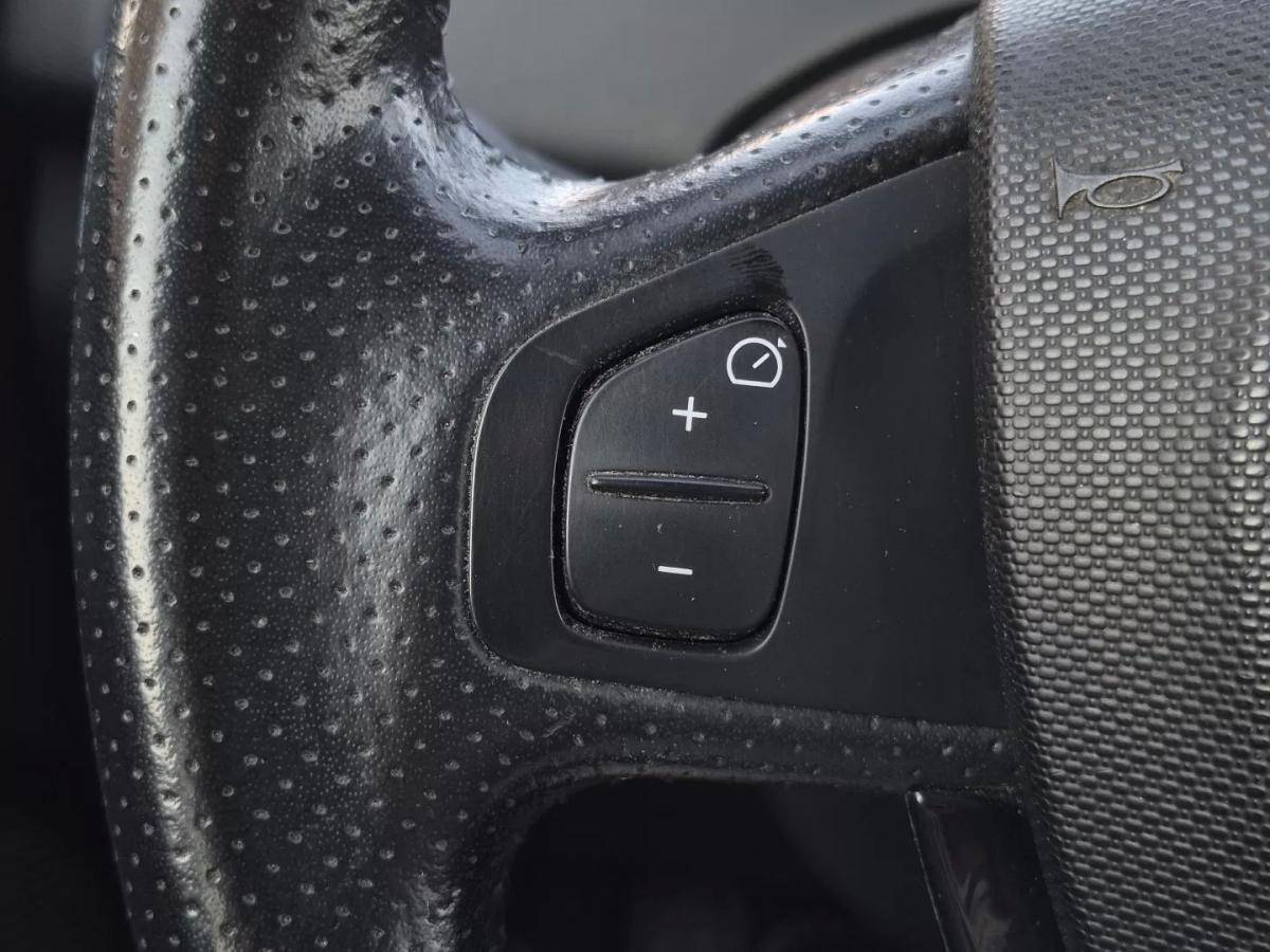 renault-zoe-2019-eletrico-200cc