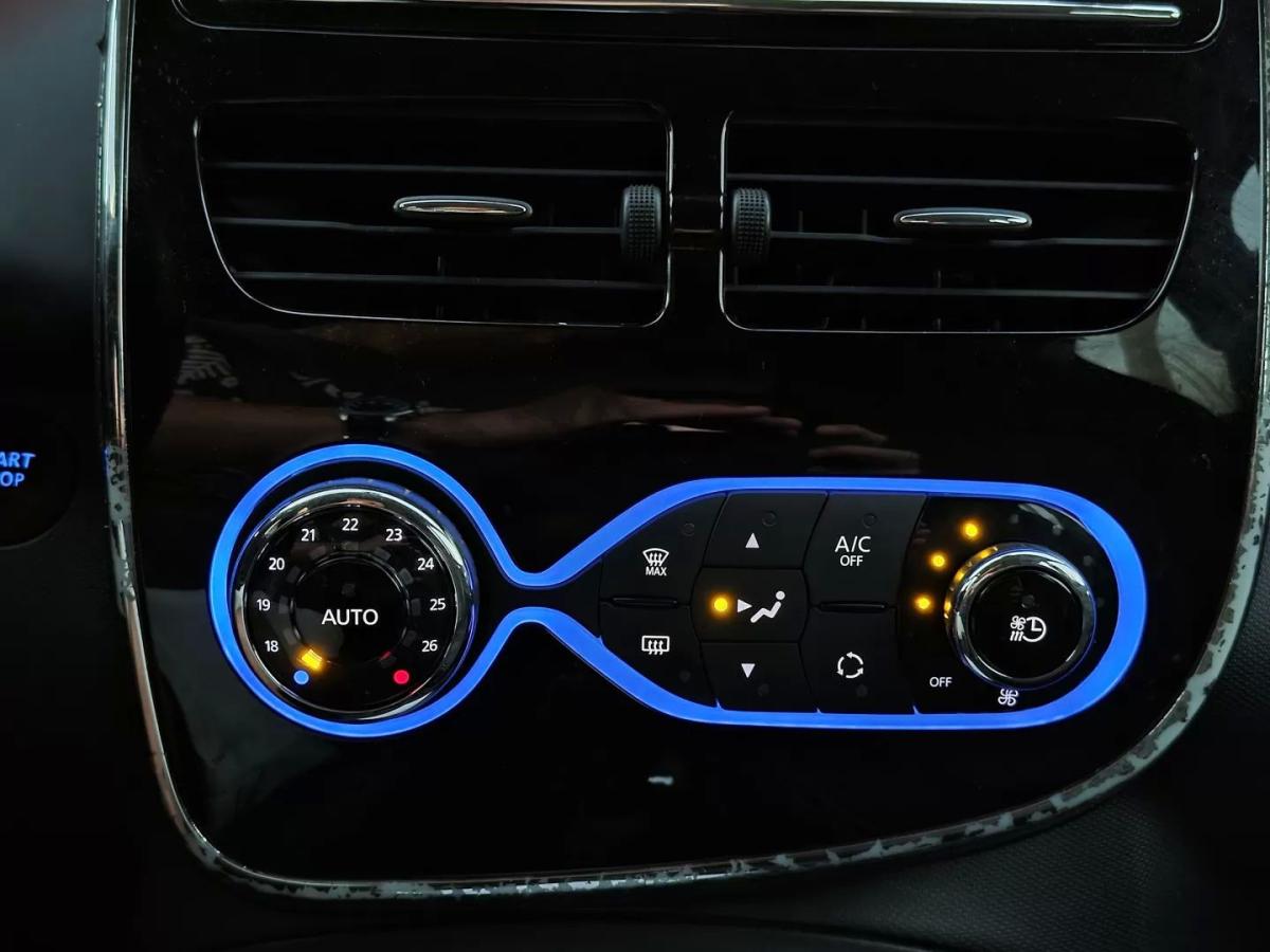 renault-zoe-2019-eletrico-200cc