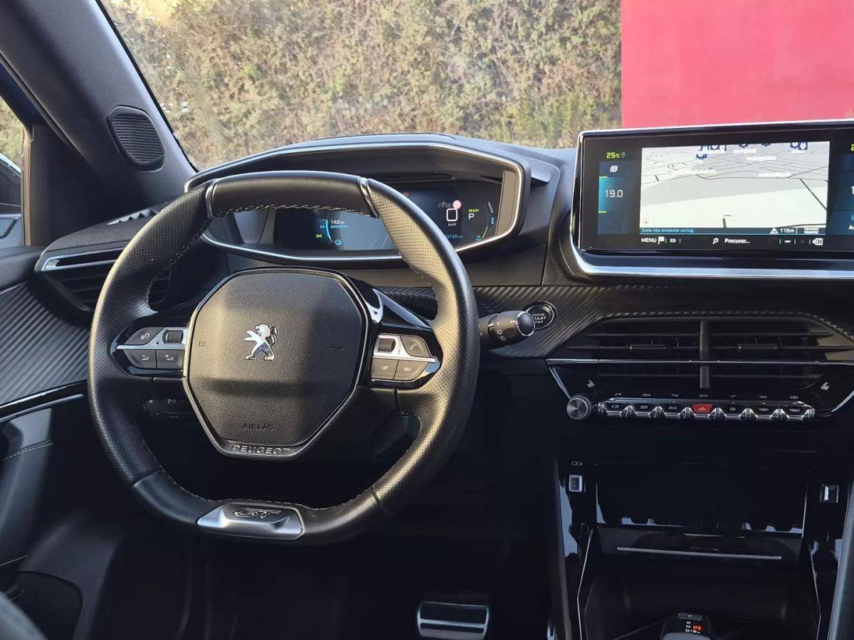 peugeot-e-2008-2021-eletrico-0cc