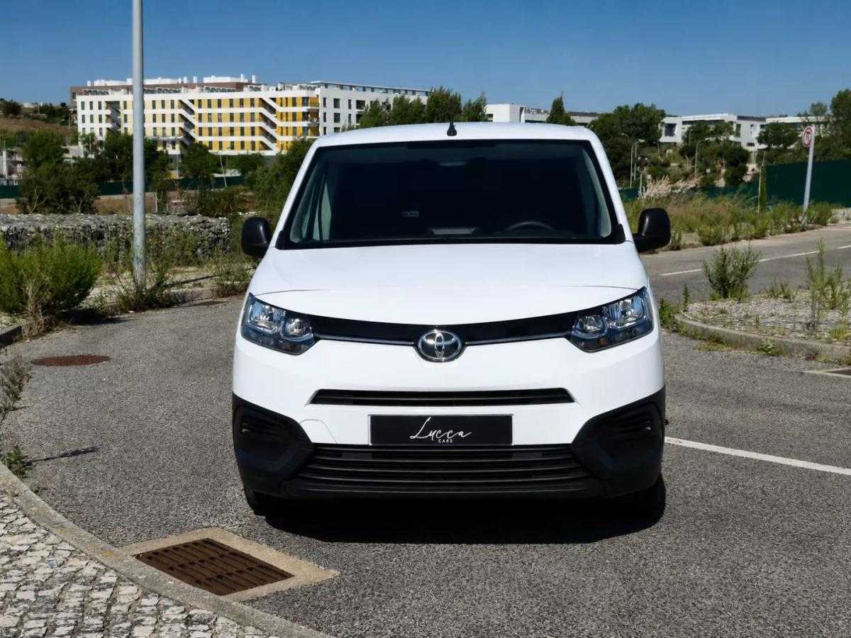 toyota-proace-city-2023-diesel-1499cc