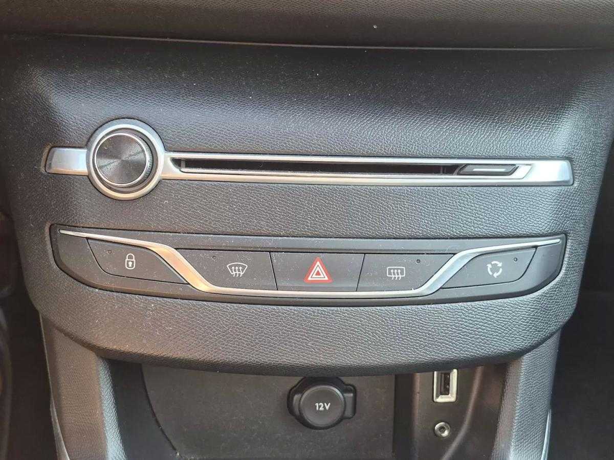 peugeot-308-sw-2016-diesel-1560cc