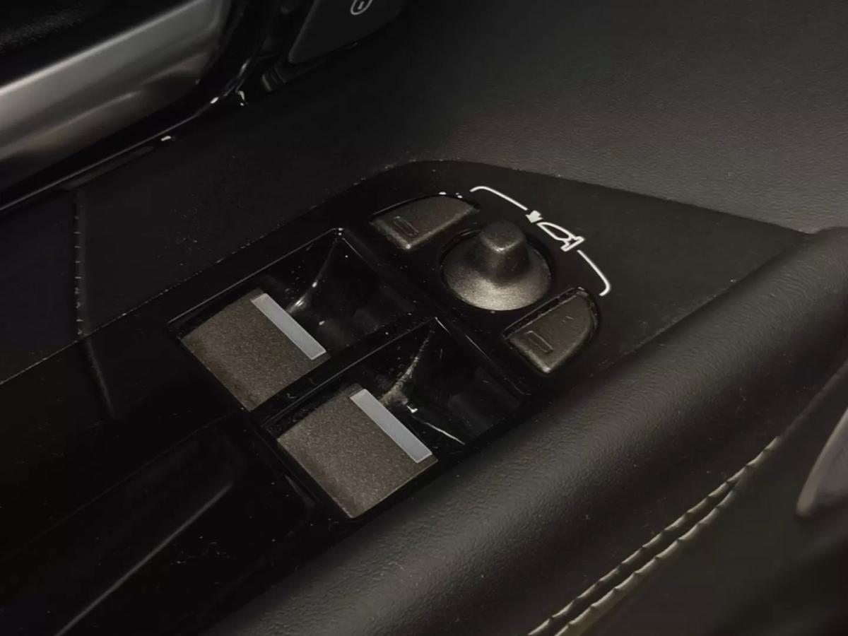 land-rover-range-rover-evoque-2015-diesel-2179cc