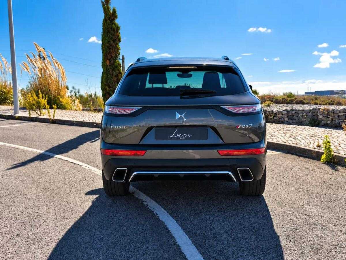 ds-ds-7-crossback-2022-hibrido-1598cc
