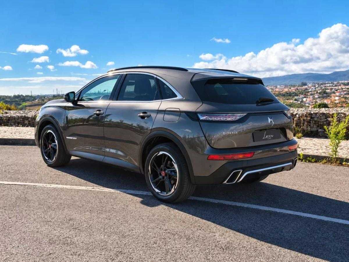 ds-ds-7-crossback-2022-hibrido-1598cc