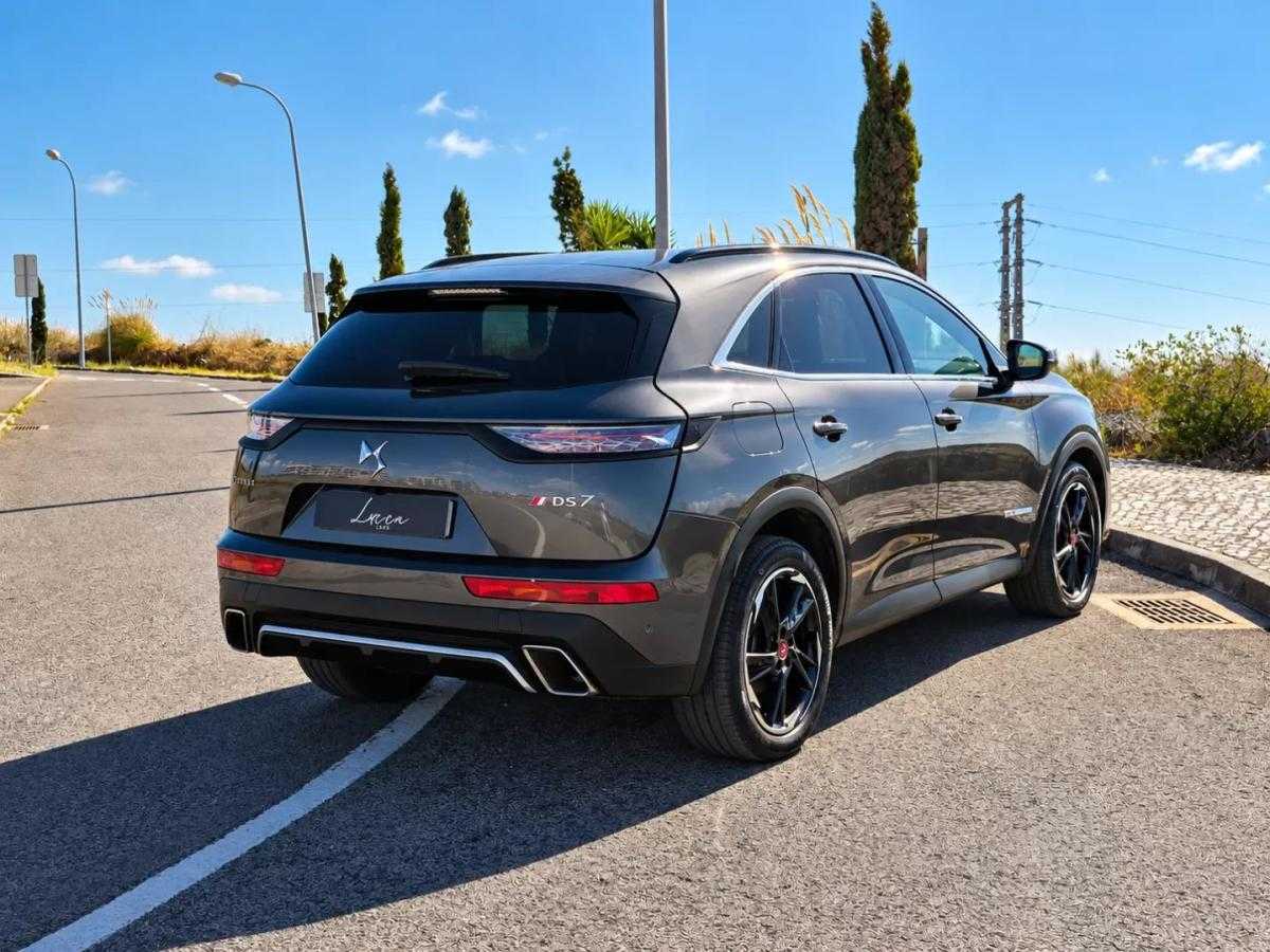 ds-ds-7-crossback-2022-hibrido-1598cc