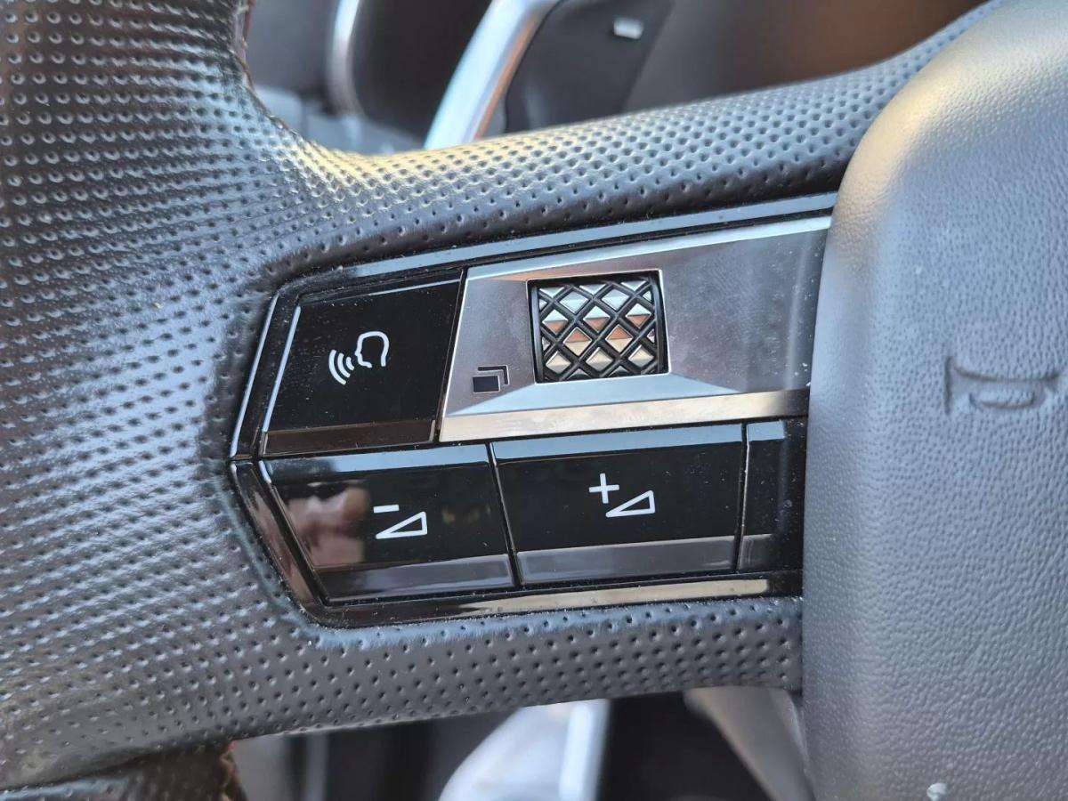ds-ds-7-crossback-2022-hibrido-1598cc