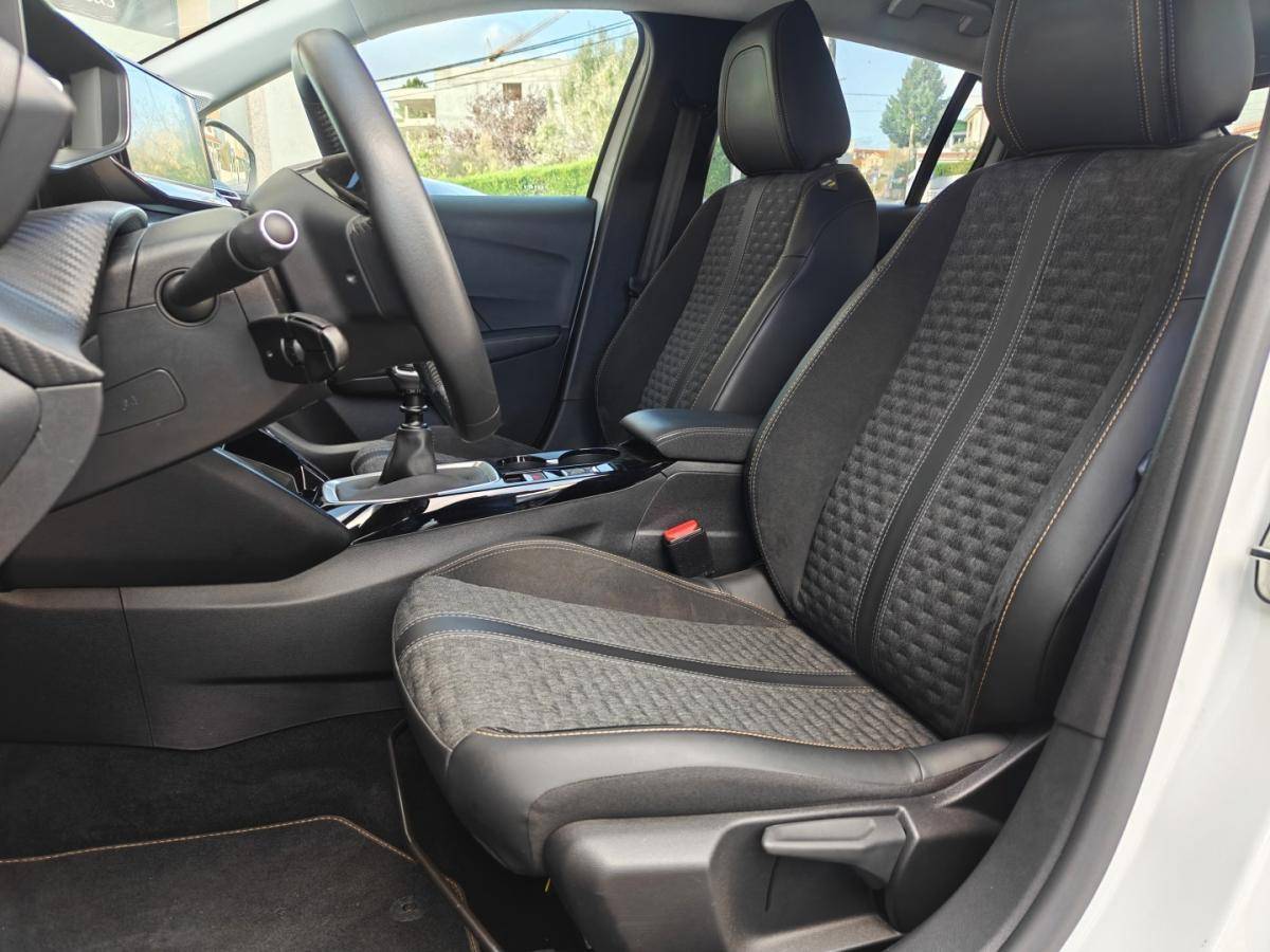peugeot-208-2022-gasolina-1199cc
