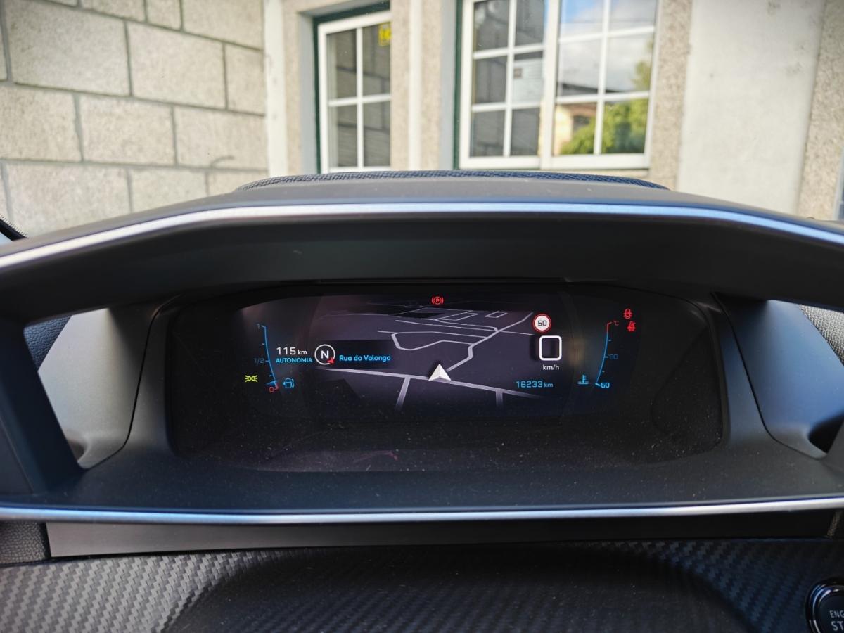 peugeot-208-2022-gasolina-1199cc