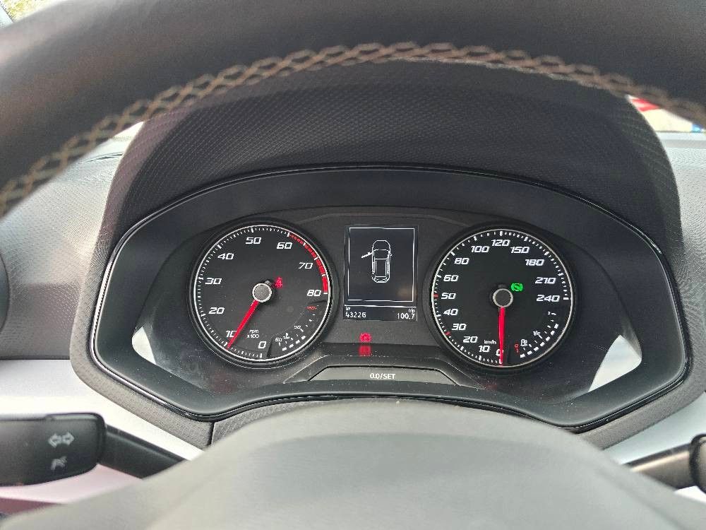 seat-arona-2023-gasolina-999cc