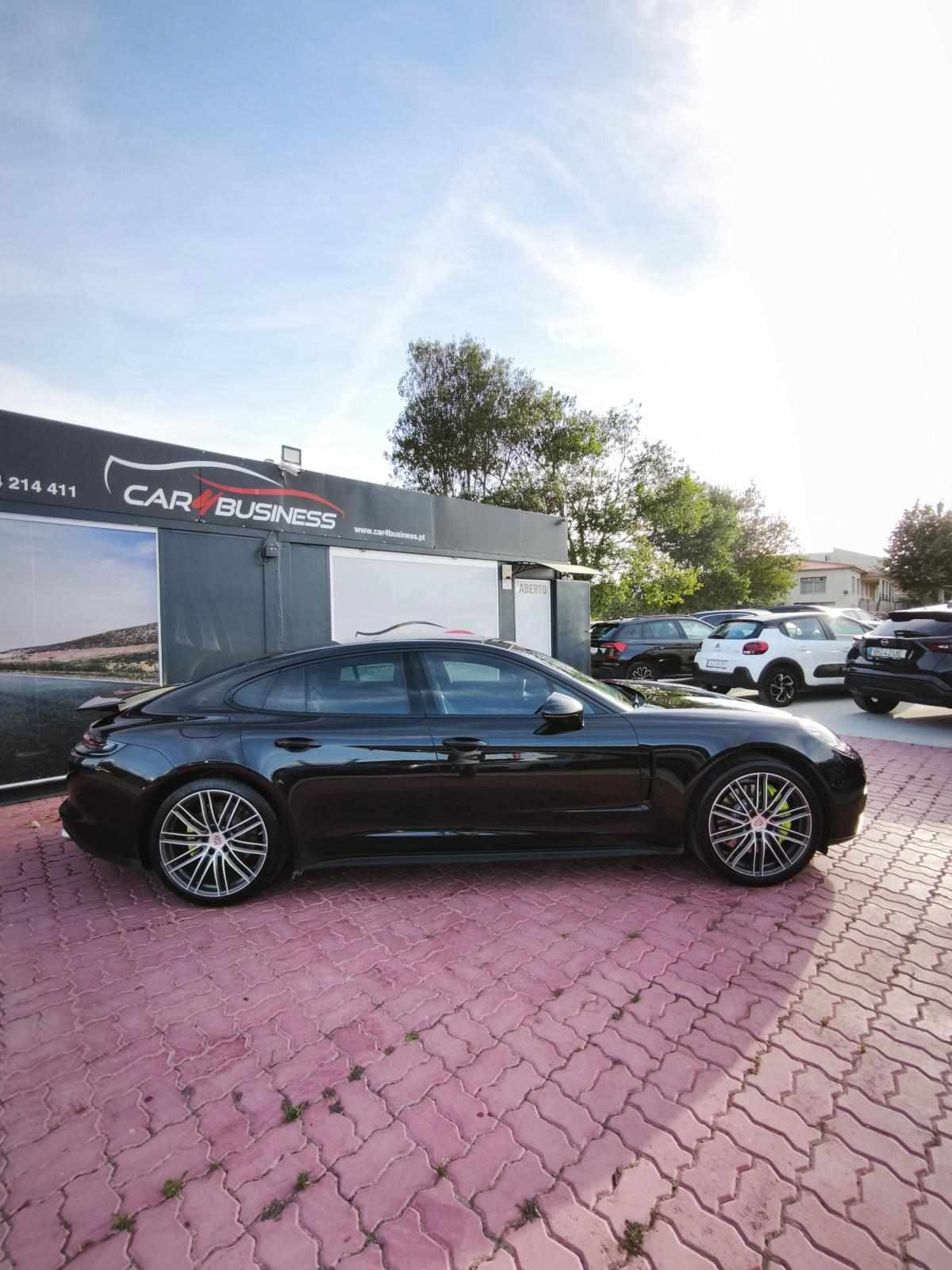 porsche-panamera-2018-hibrido-a-gasolina-2894cc
