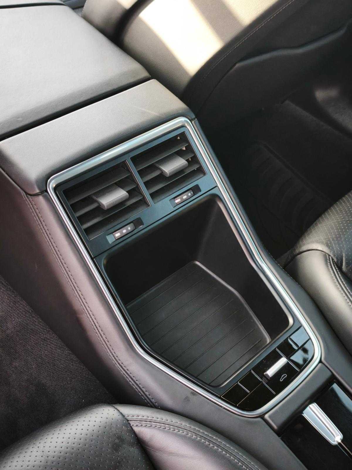 porsche-panamera-2018-hibrido-a-gasolina-2894cc