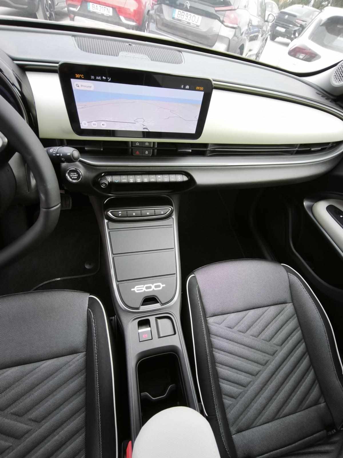 fiat-600-2026-gasolina-1199cc