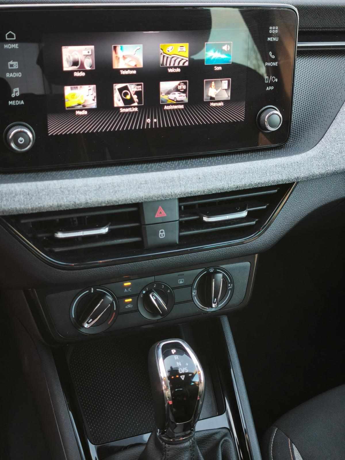 skoda-kamiq-2024-gasolina-999cc