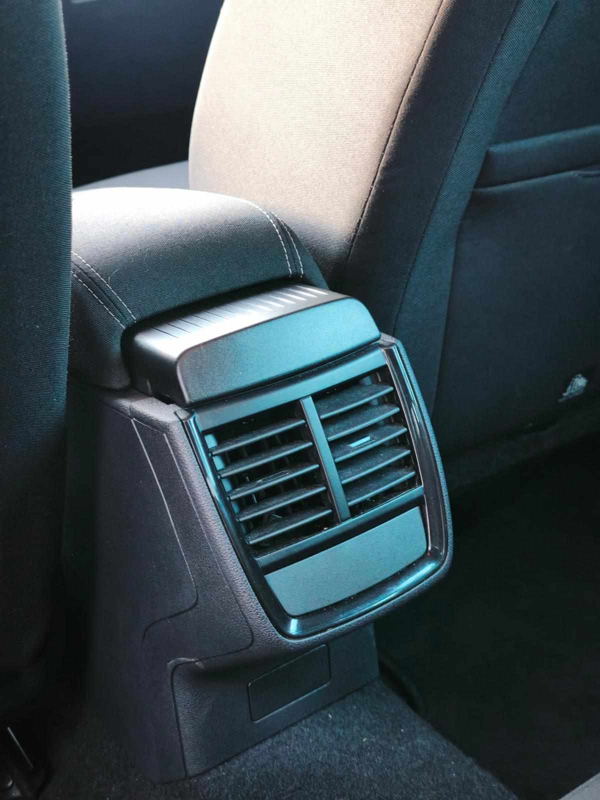 skoda-kamiq-2024-gasolina-999cc