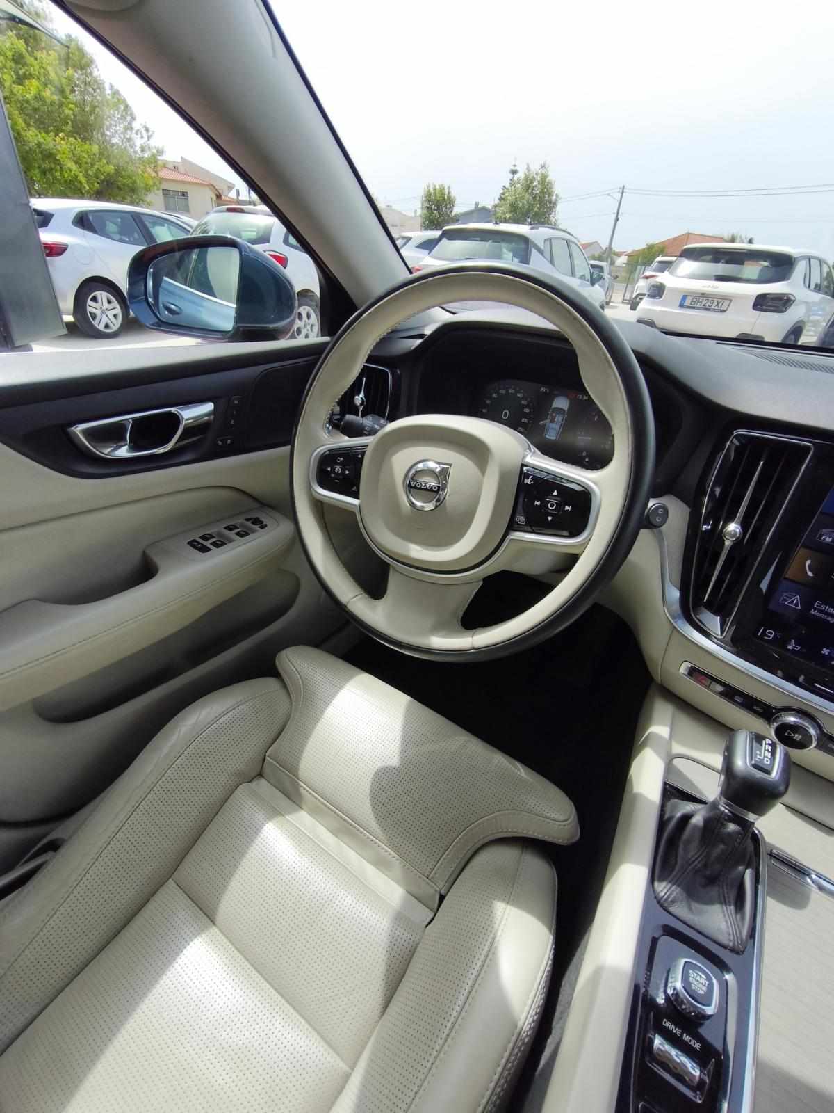 volvo-v60-2018-diesel-1969cc