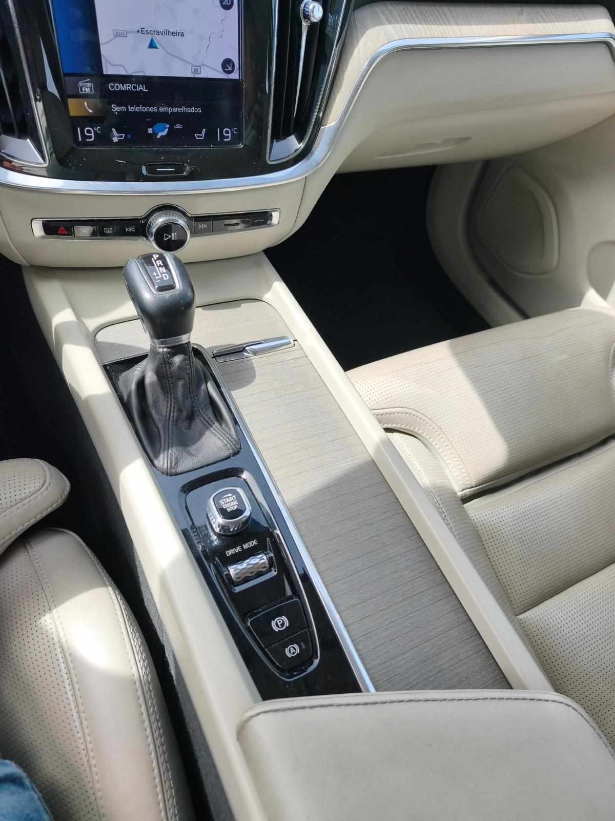 volvo-v60-2018-diesel-1969cc