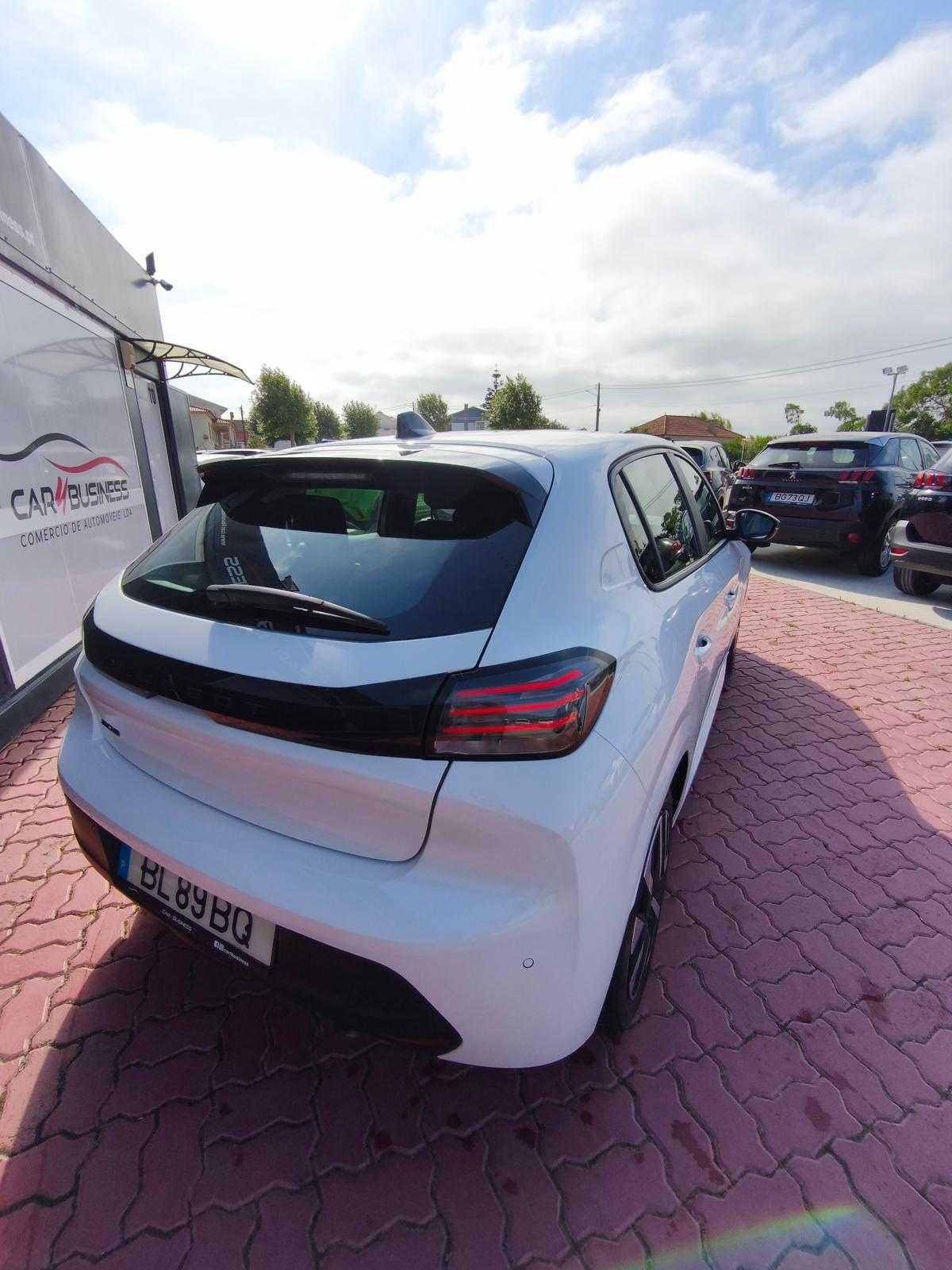 peugeot-208-2024-gasolina-1199cc