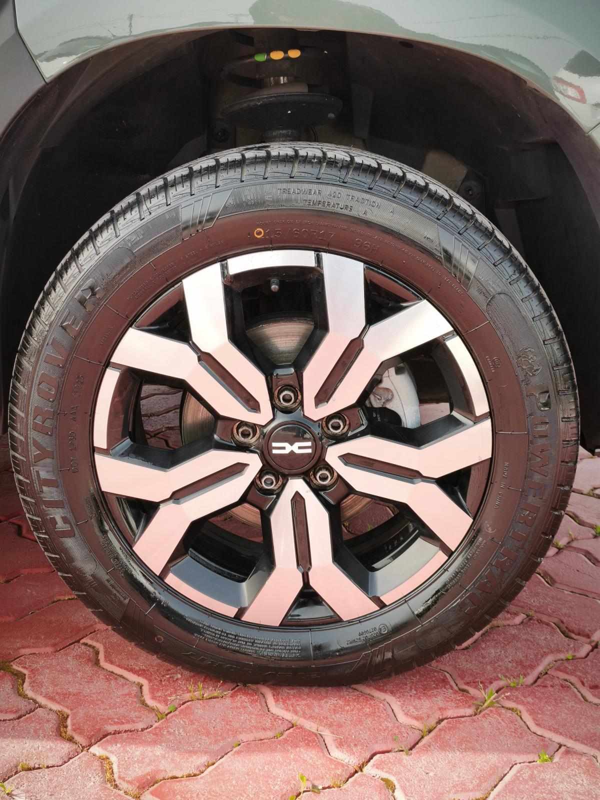 dacia-duster-2023-gpl-999cc
