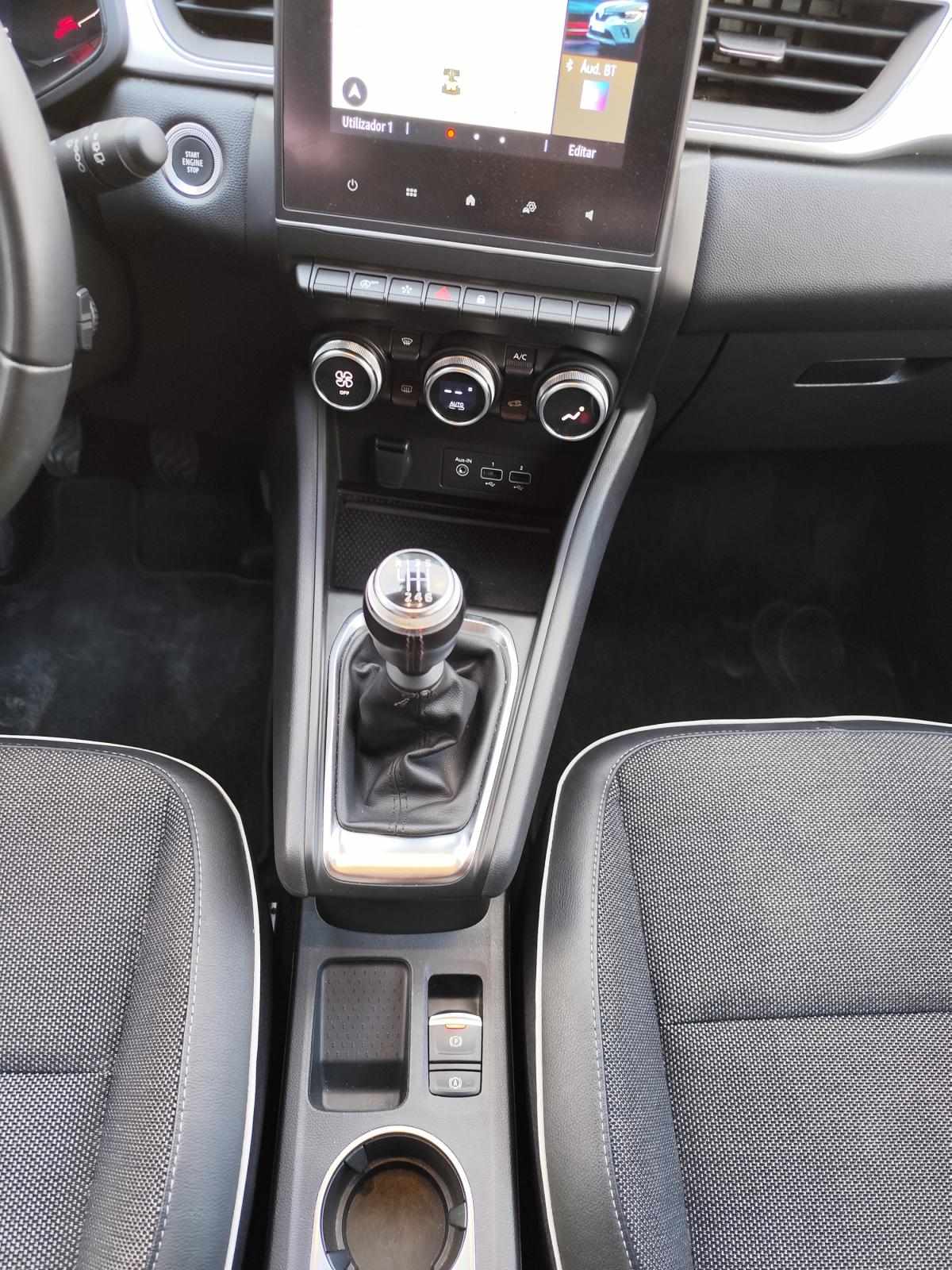 renault-captur-2023-gasolina-999cc