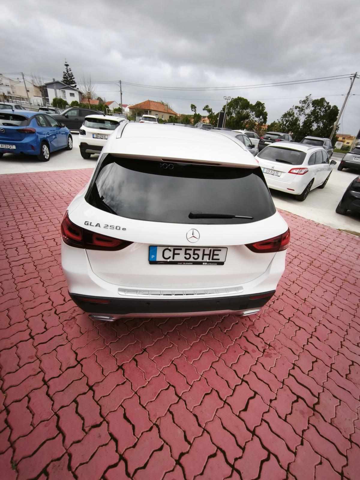 mercedes-benz-gla-2022-hibrido-a-gasolina-1332cc