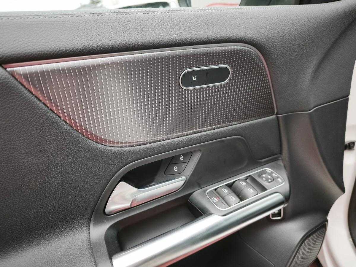 mercedes-benz-gla-2022-hibrido-a-gasolina-1332cc