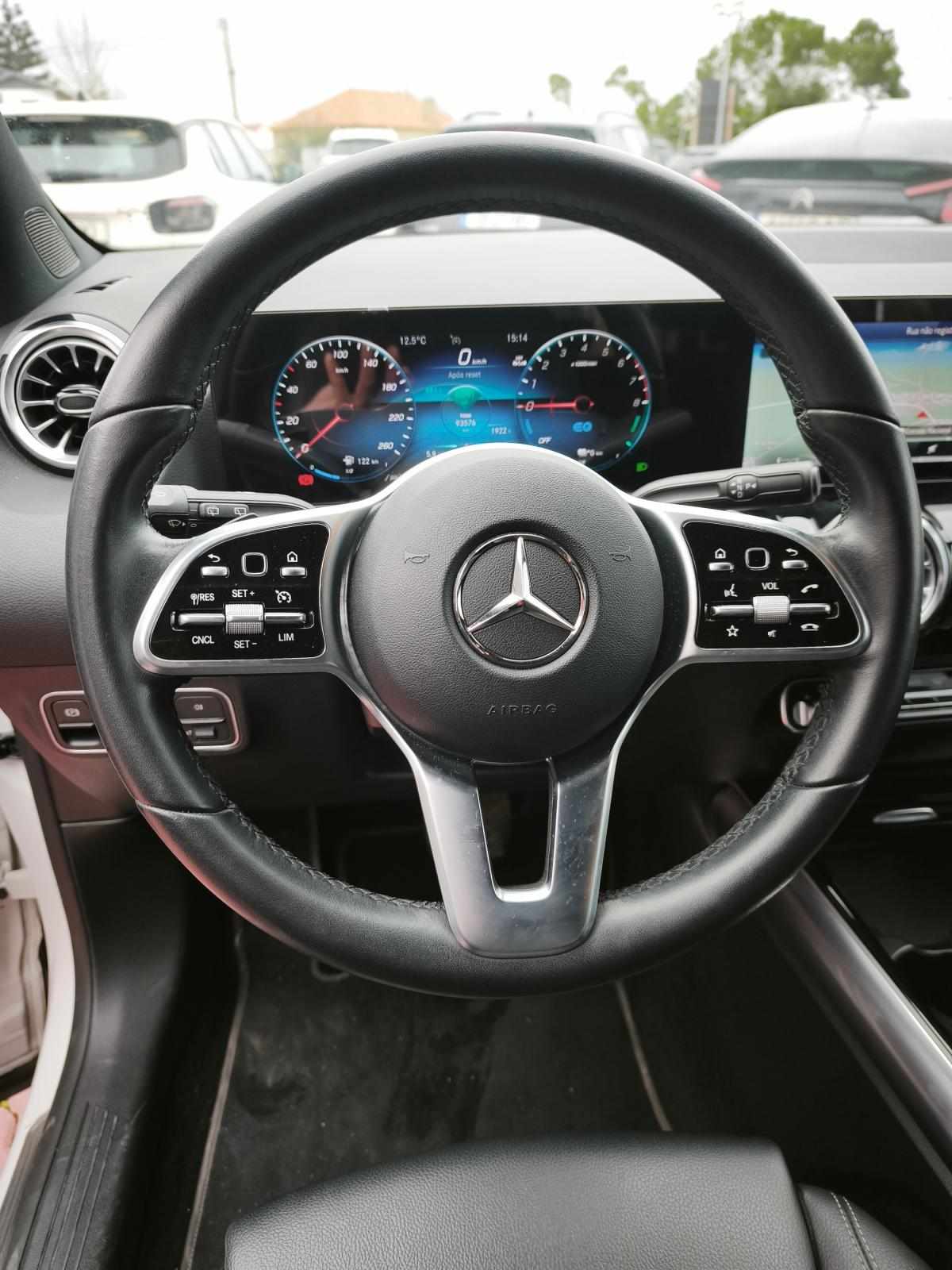 mercedes-benz-gla-2022-hibrido-a-gasolina-1332cc
