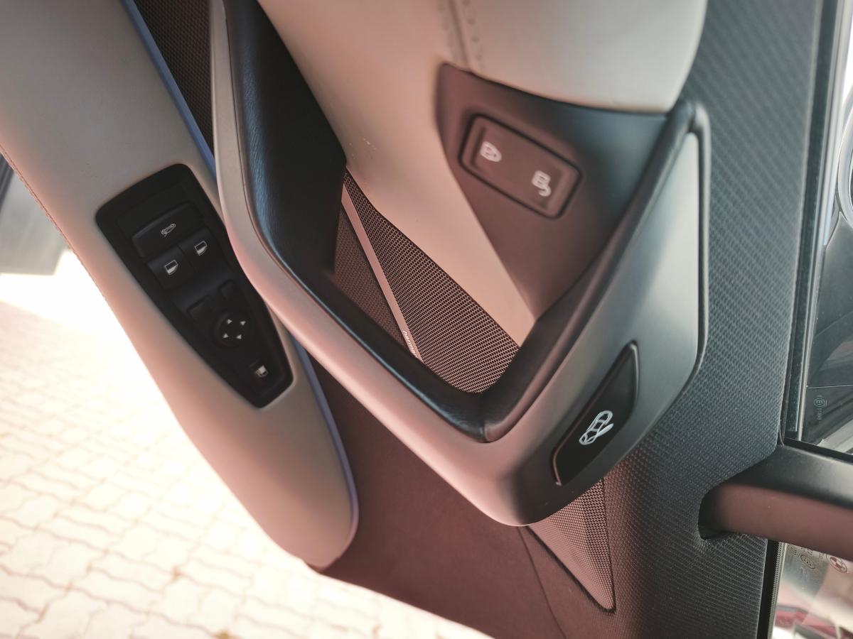bmw-i8-2016-hibrido-a-gasolina-1499cc
