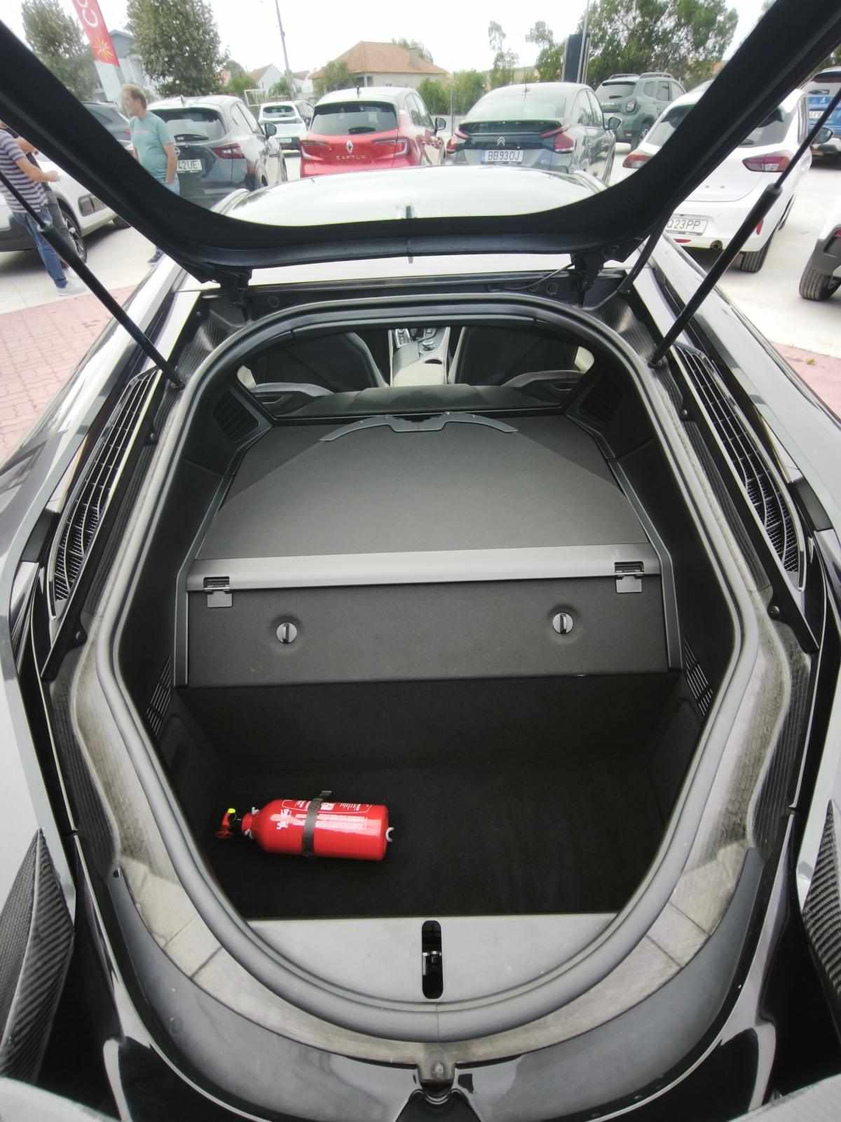 bmw-i8-2016-hibrido-a-gasolina-1499cc