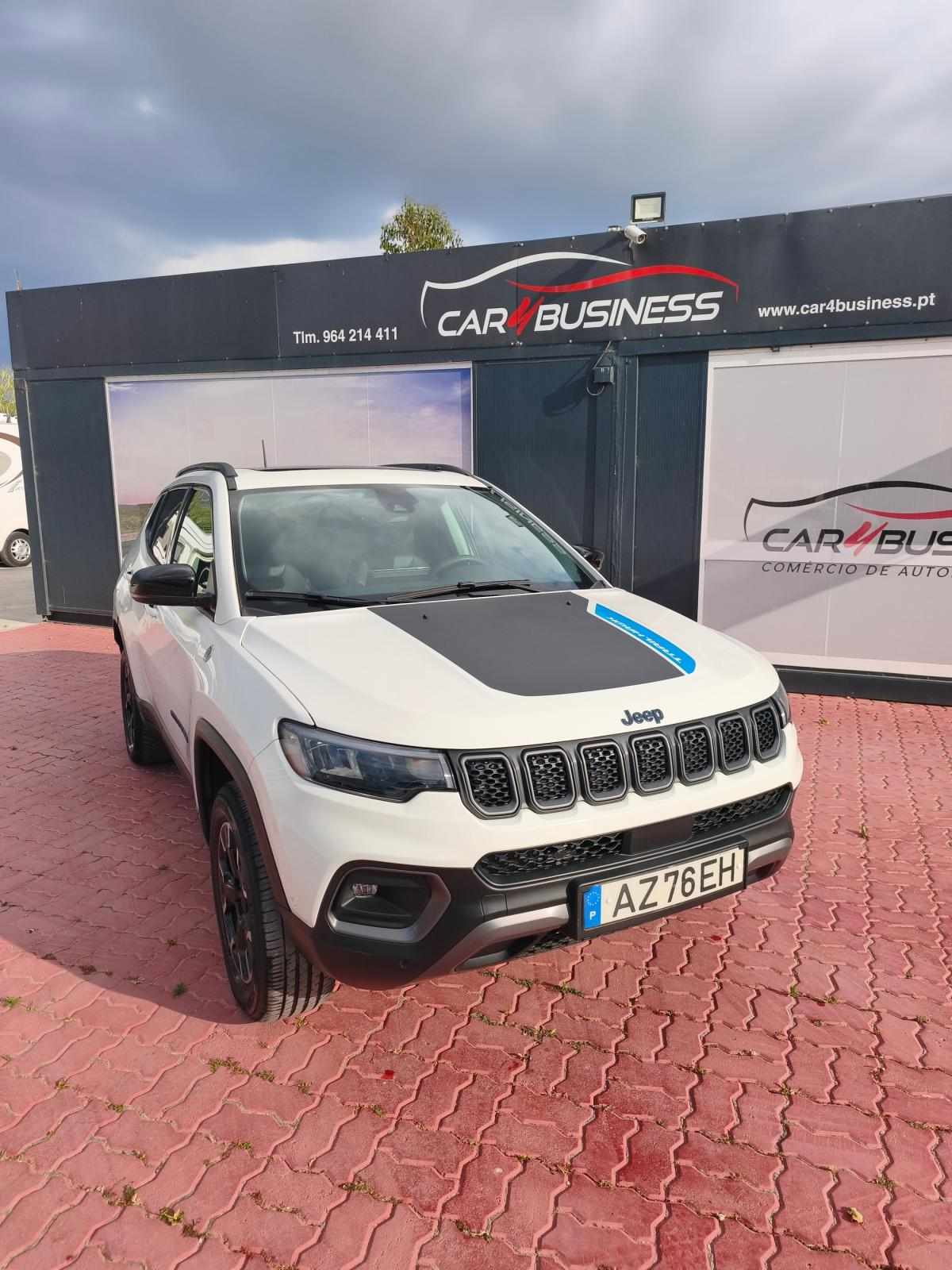 jeep-compass-2023-hibrido-a-gasolina-1332cc